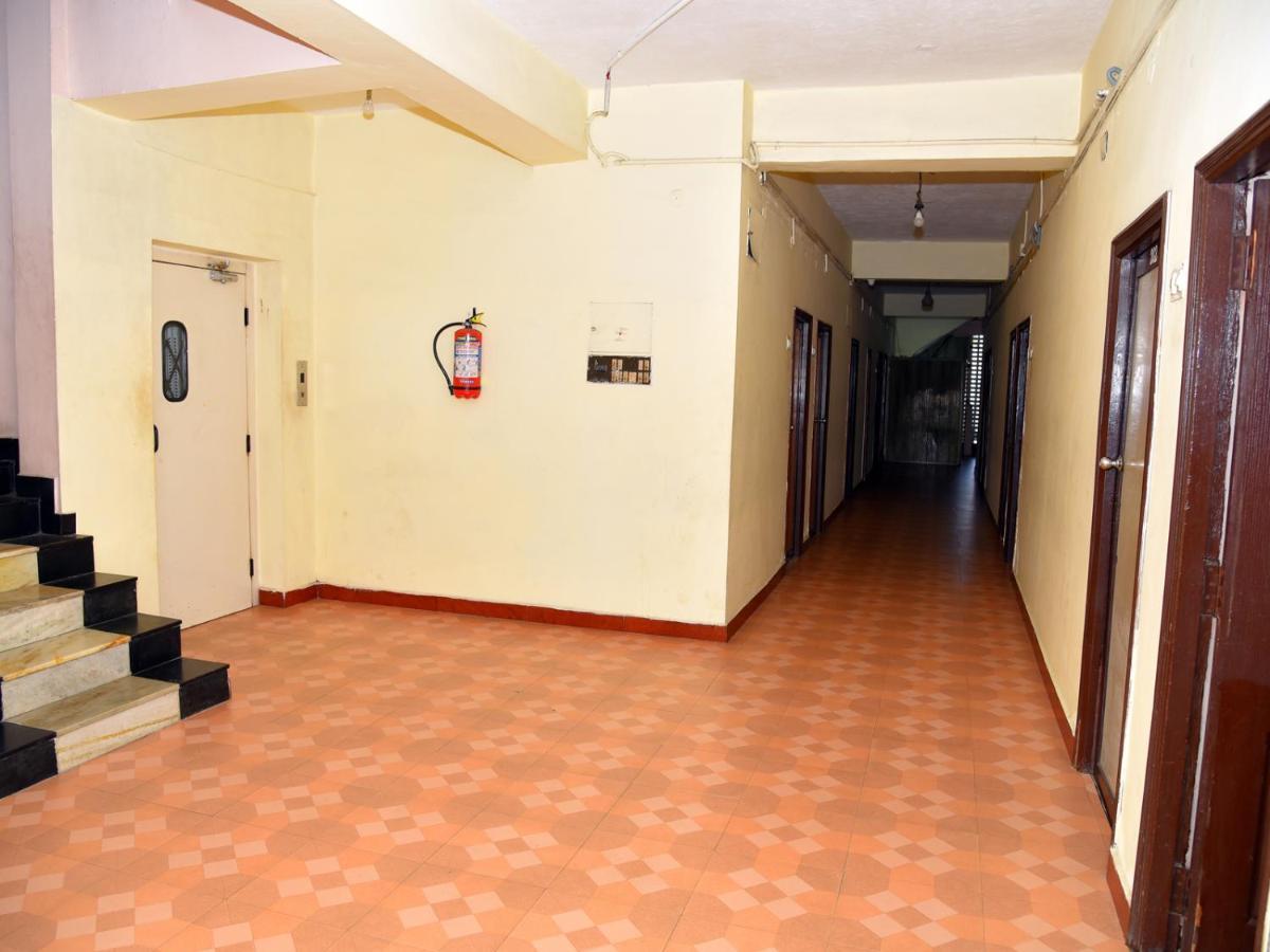 Hotel Aditya Pondicherry Eksteriør bilde