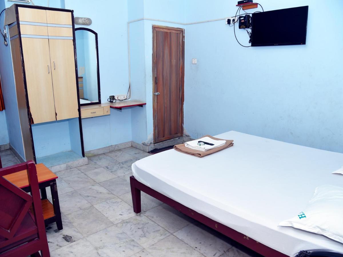 Hotel Aditya Pondicherry Eksteriør bilde