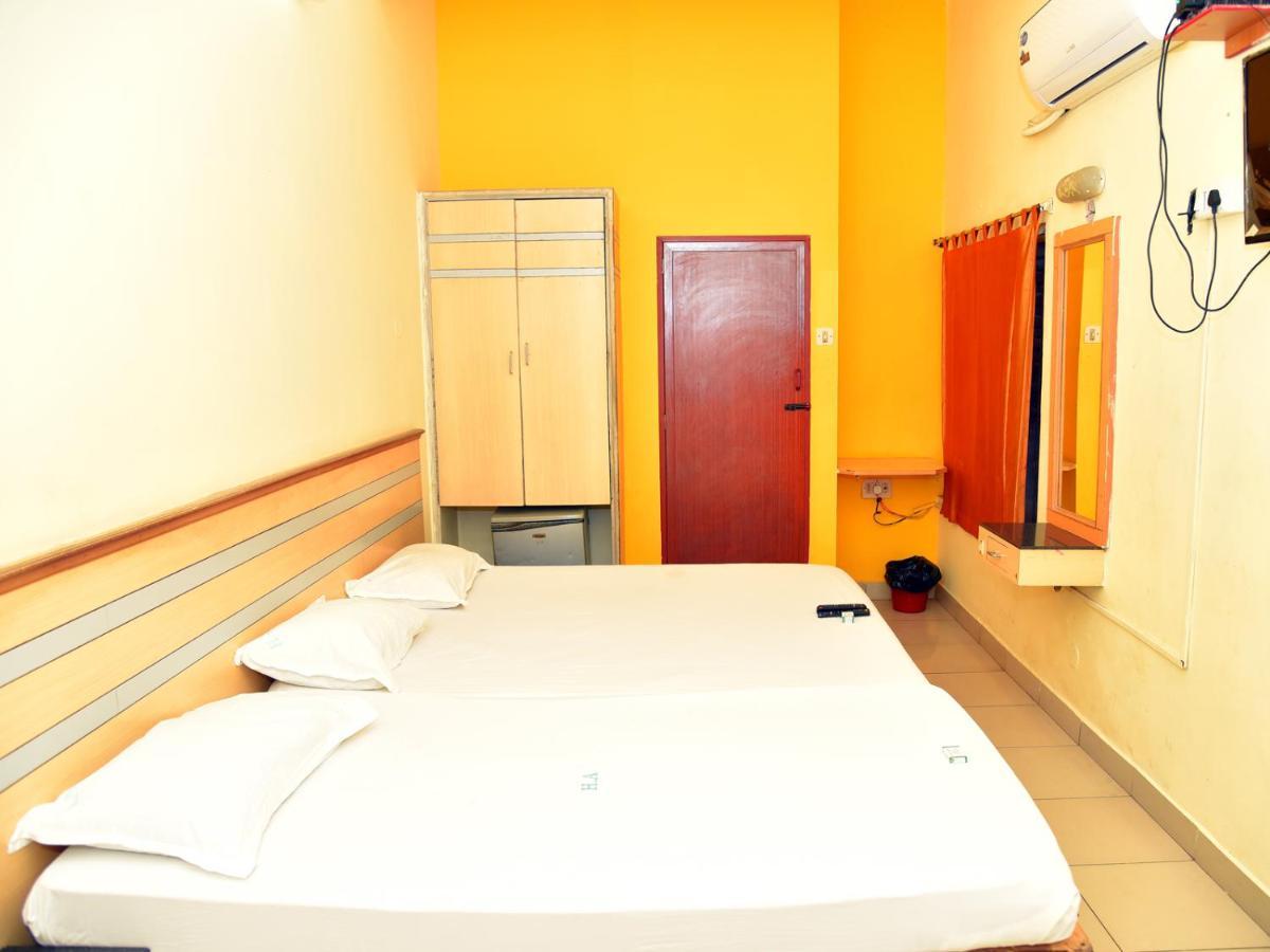 Hotel Aditya Pondicherry Eksteriør bilde