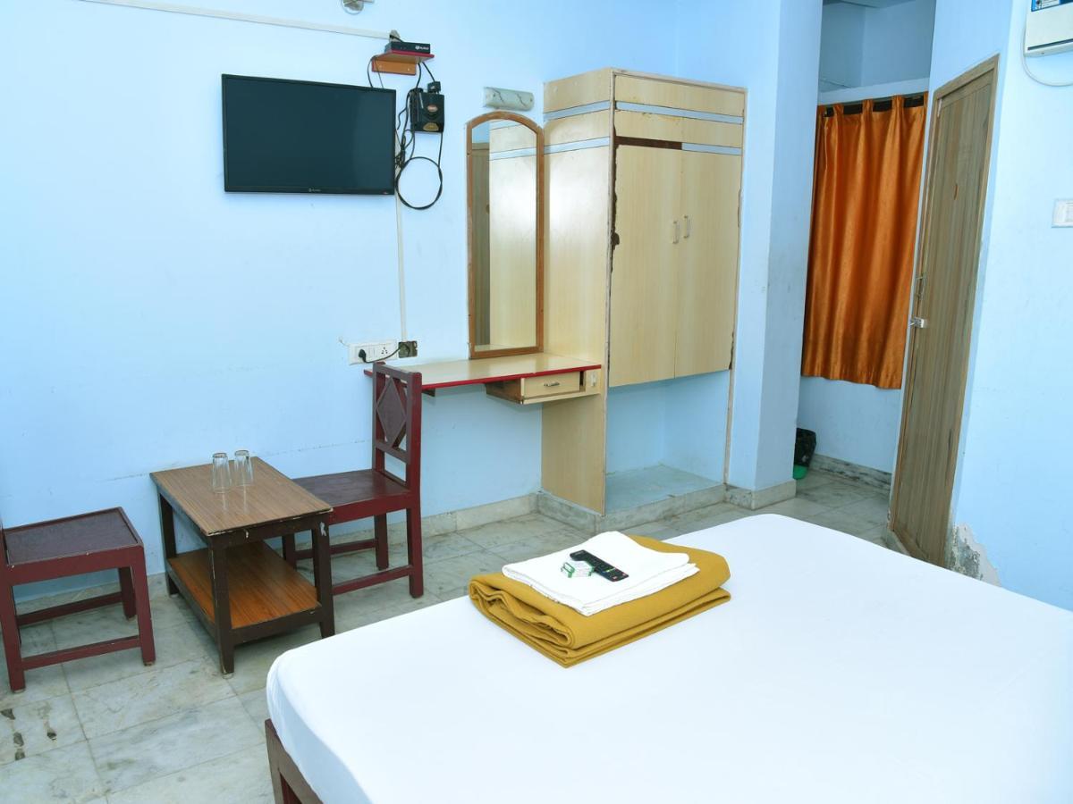 Hotel Aditya Pondicherry Eksteriør bilde