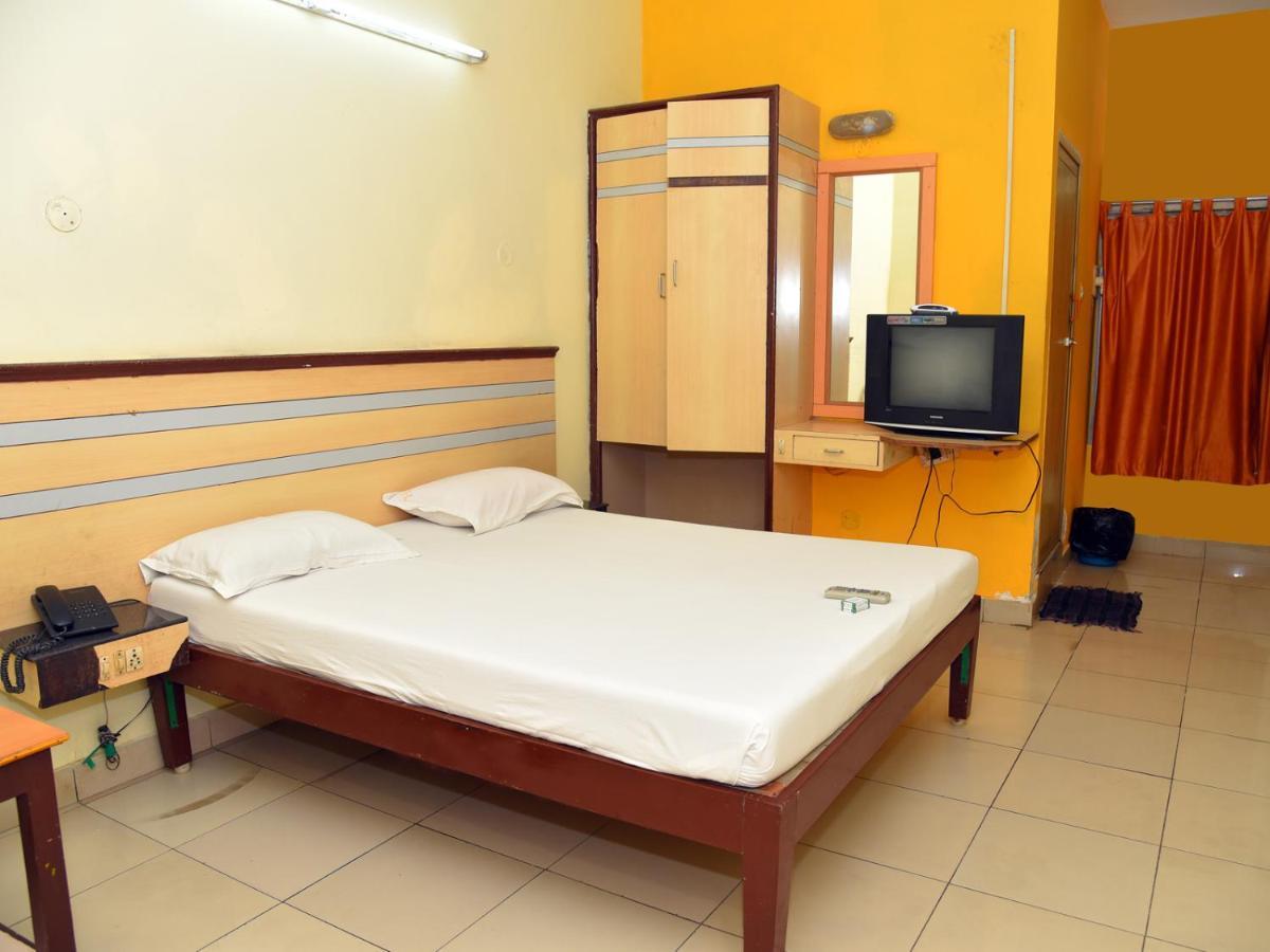 Hotel Aditya Pondicherry Eksteriør bilde