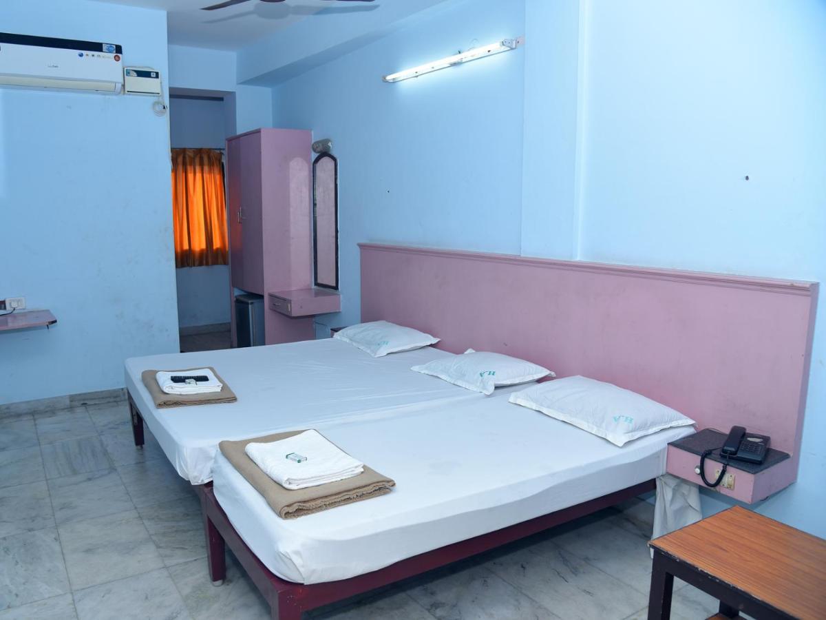 Hotel Aditya Pondicherry Eksteriør bilde