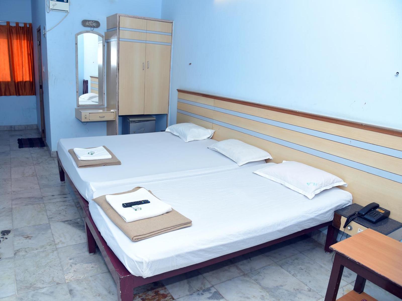 Hotel Aditya Pondicherry Eksteriør bilde