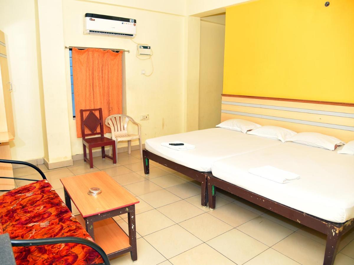 Hotel Aditya Pondicherry Eksteriør bilde
